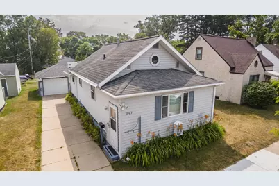 1005 S 12th Avenue, Wausau, WI 54401 - Photo 1