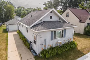 1005 S 12th Ave, Wausau, WI 54401 - Photo 4