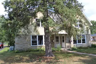 1412 E 6th St, Merrill, WI 54452 - Photo 2