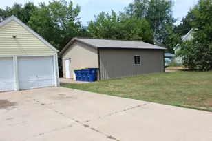 1412 E 6th St, Merrill, WI 54452 - Photo 36