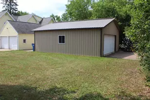 1412 E 6th St, Merrill, WI 54452 - Photo 38
