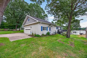 1089 Kings Way, Nekoosa, WI 54457 - Photo 4