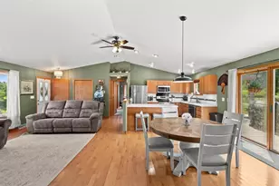 8055 County Rd Z, Custer, WI 54423 - Photo 4