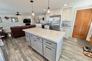 308 Pine St, Marathon, WI 54448 - Photo 4