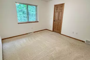 850 Wedgewood Dr, Kronenwetter, WI 54455 - Photo 12