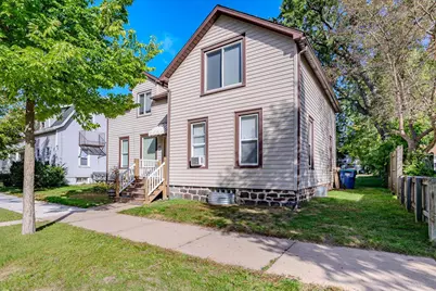 622 Chicago Avenue, Wausau, WI 54403 - Photo 1
