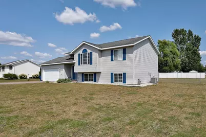 2276 Crystal View Drive, Kronenwetter, WI 54455 - Photo 2