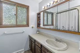 1011 Heindl Ln, Marathon, WI 54448 - Photo 16