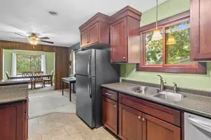 1011 Heindl Ln, Marathon, WI 54448 - Photo 10