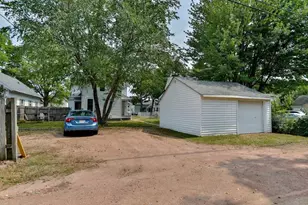 918 S 4th Ave, Wausau, WI 54401 - Photo 4