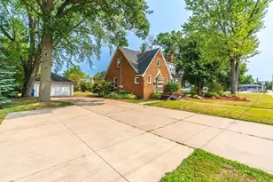 813 Western Ave, Mosinee, WI 54455 - Photo 4