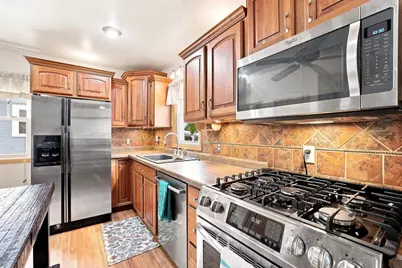 425 Meadow Street, Stevens Point, WI 54481 - Photo 14