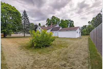 300 N Stuyvesant Street, Merrill, WI 54452 - Photo 4