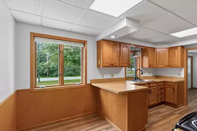 1736 Greenfield Avenue, Wisconsin Rapids, WI 54495 - Photo 8