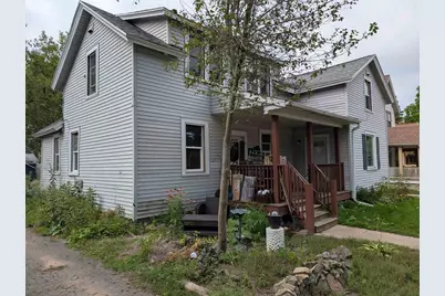 703 Henrietta Street, Wausau, WI 54403 - Photo 2