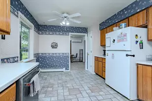 707 Country Club Rd, Schofield, WI 54476 - Photo 8