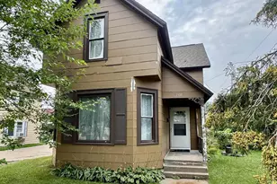 2100 Prairie St, Stevens Point, WI 54481 - Photo 2