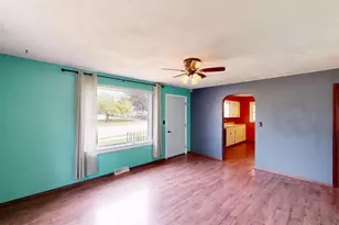112 E 17th St, Marshfield, WI 54449 - Photo 12