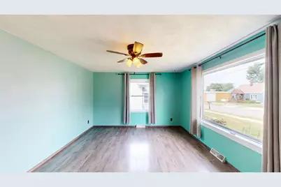 112 E 17th Street, Marshfield, WI 54449 - Photo 16