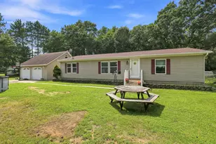 N2729 S Hill Ln, Redgranite, WI 54970 - Photo 4