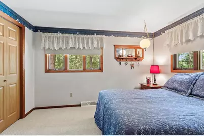 8206 Lakeview Drive, Wisconsin Rapids, WI 54494 - Photo 14