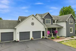 9875 Amber Dr, Marshfield, WI 54449 - Photo 2