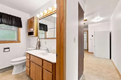 2809 Cleveland Avenue, Stevens Point, WI 54481 - Photo 18
