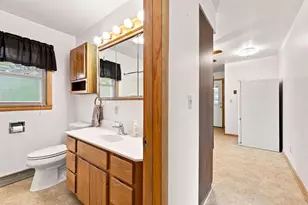 2809 Cleveland Ave, Stevens Point, WI 54481 - Photo 18