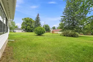 2809 Cleveland Ave, Stevens Point, WI 54481 - Photo 34