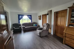 W8960 Cth F, Antigo, WI 54409 - Photo 10