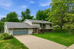 1019 W Upham St, Marshfield, WI 54449 - Photo 4