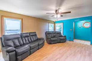 809 N 8th Ave, Wausau, WI 54401 - Photo 8