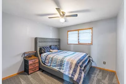 809 N 8th Avenue, Wausau, WI 54401 - Photo 22