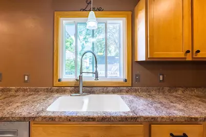809 N 8th Avenue, Wausau, WI 54401 - Photo 14