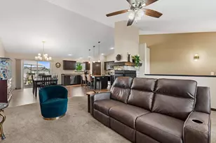 4355 Hanover St, Plover, WI 54467 - Photo 8