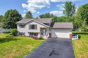 2602 Country Creek Ln, Weston, WI 54476 - Photo 2