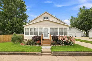 1025 Matilda St, Stevens Point, WI 54481 - Photo 2