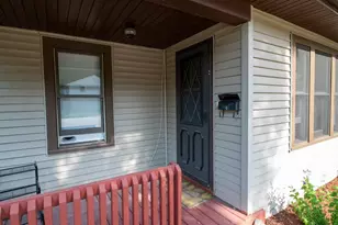 1431 N 1st Ave, Wausau, WI 54401 - Photo 2