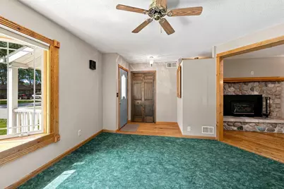 416 Acorn Street, Stevens Point, WI 54481 - Photo 6
