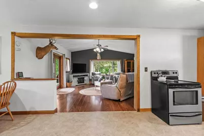4612 Woodland Road, Rosholt, WI 54473 - Photo 10