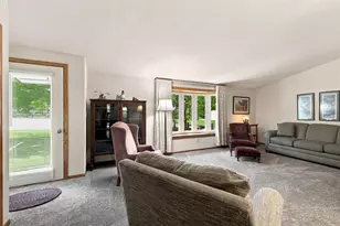 3060 Katherine Ct, Plover, WI 54467 - Photo 12
