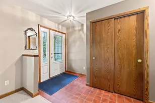 5308 Forest Cir N, Stevens Point, WI 54481 - Photo 4
