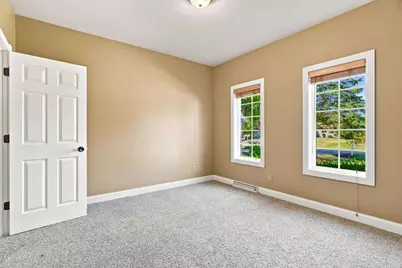 1109 S Locust Avenue, Marshfield, WI 54449 - Photo 24