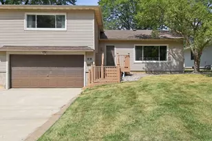 501 W 17th St, Marshfield, WI 54449 - Photo 4