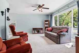 501 W 17th St, Marshfield, WI 54449 - Photo 8