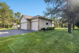 2242 Meadow Dr, Kronenwetter, WI 54455 - Photo 2