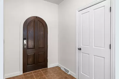 2242 Meadow Drive, Kronenwetter, WI 54455 - Photo 8