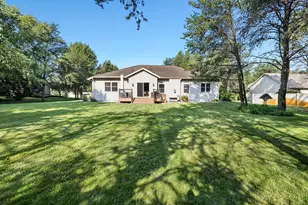 2242 Meadow Dr, Kronenwetter, WI 54455 - Photo 4
