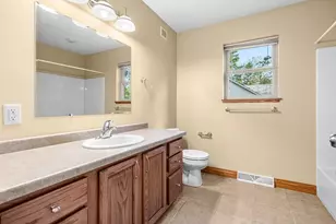 2242 Meadow Dr, Kronenwetter, WI 54455 - Photo 34