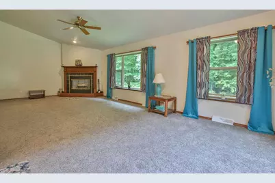 1073 Oak Road, Kronenwetter, WI 54455 - Photo 12